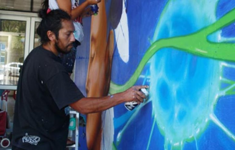 Clínica Odontológica inauguró mural “La ciencia dentro de nosotros”